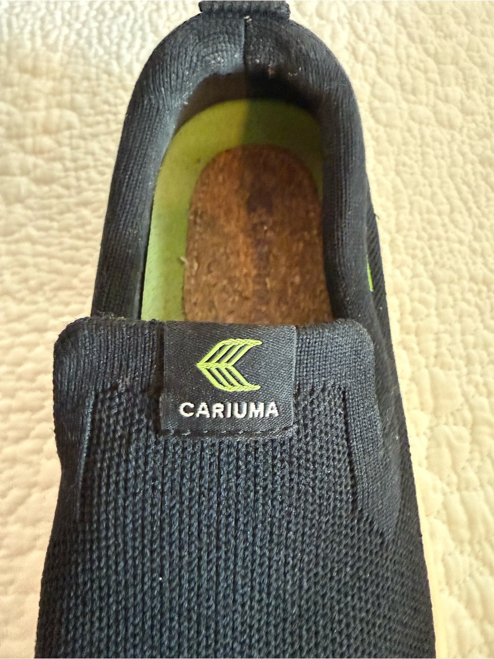 Cariuma IBI Black Slip-On Sneakers with Cream Sole Women’s 8 / Men’s 6.5 - Picture 5 of 8